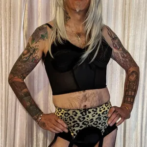 suspender belts for crossdressers in leopard print
